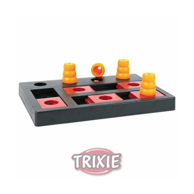 Trixie Dog Activity Chess